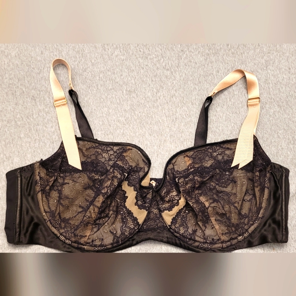 Cacique Seriously Sexy Black Lace Bra 44DD